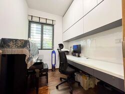 The Palette (D18), Condominium #484745571